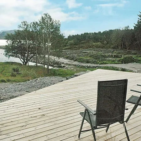 8 Person In Vevang-by Traum * Vevang